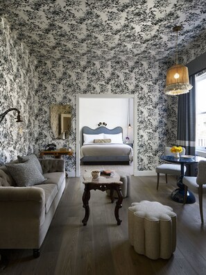 Bungalow (Suite) | Sengetøy av topp kvalitet, dundyner og minibarvarer (inkludert)