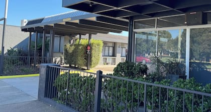 Castle Motel Bairnsdale