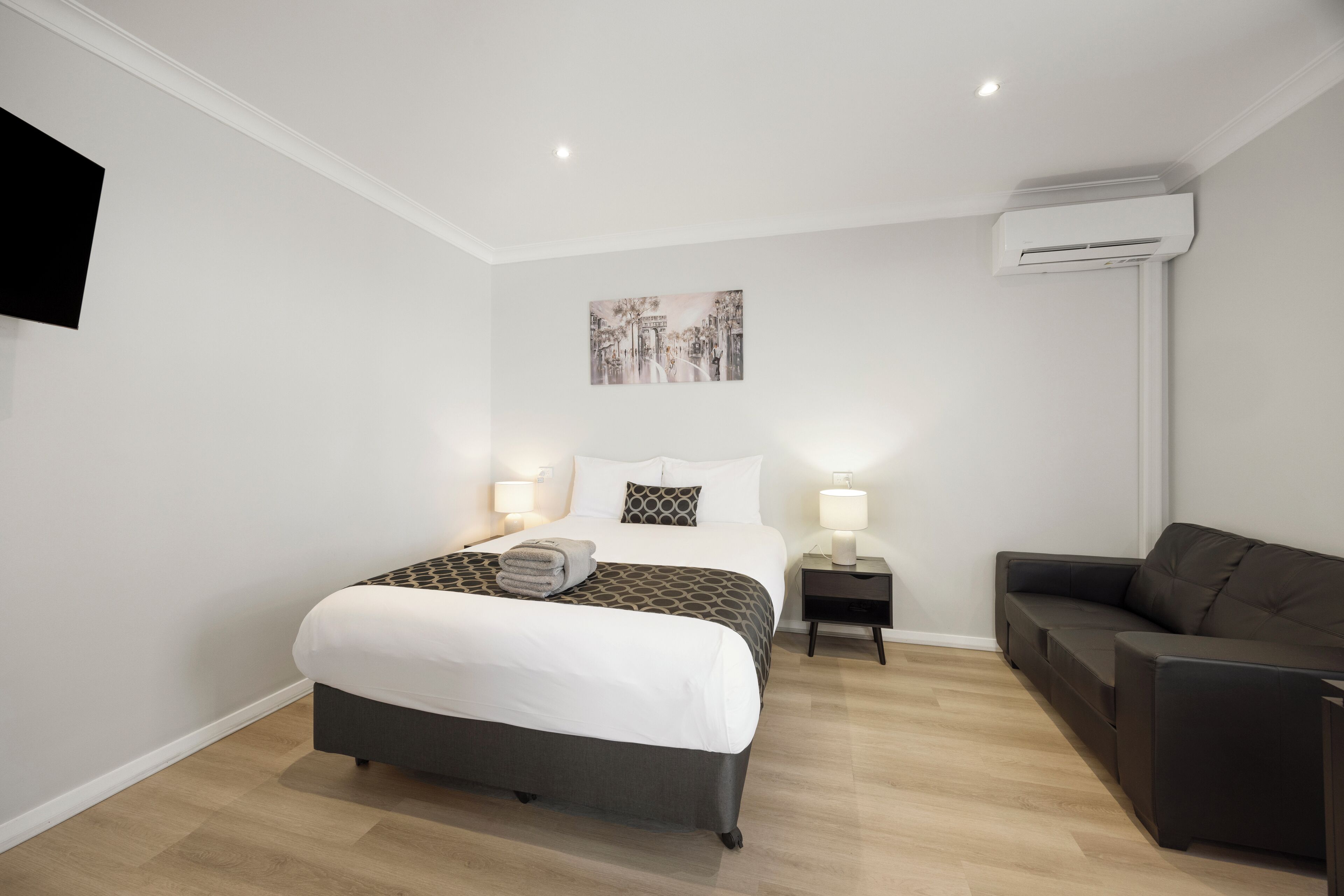 Habitació Deluxe (Spa) | Mobiliari individual, planxa i posts de planxar i wifi gratuïta 