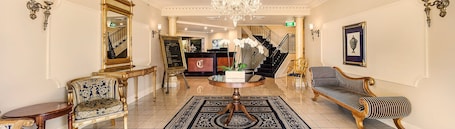 Lobby sitting area. Canterbury International Hotel