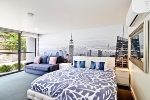 Iron/ironing board, free WiFi, bed sheets, alarm clocks