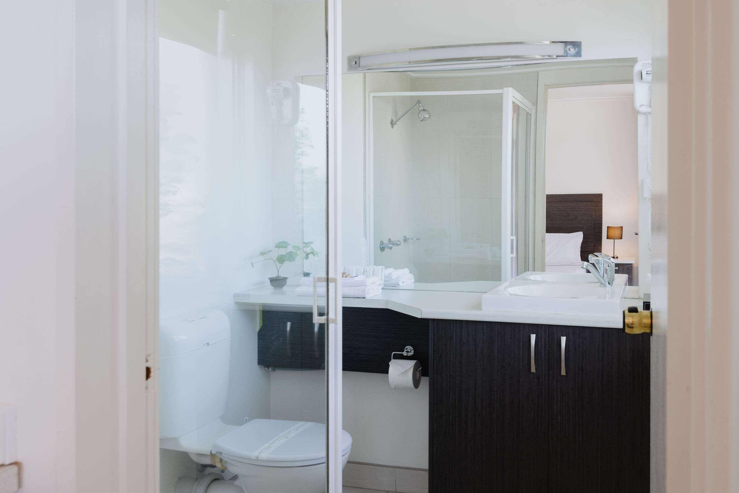 deluxe room, 1 king bed | desk, soundproofing, iron/ironing board, free cots/infant beds