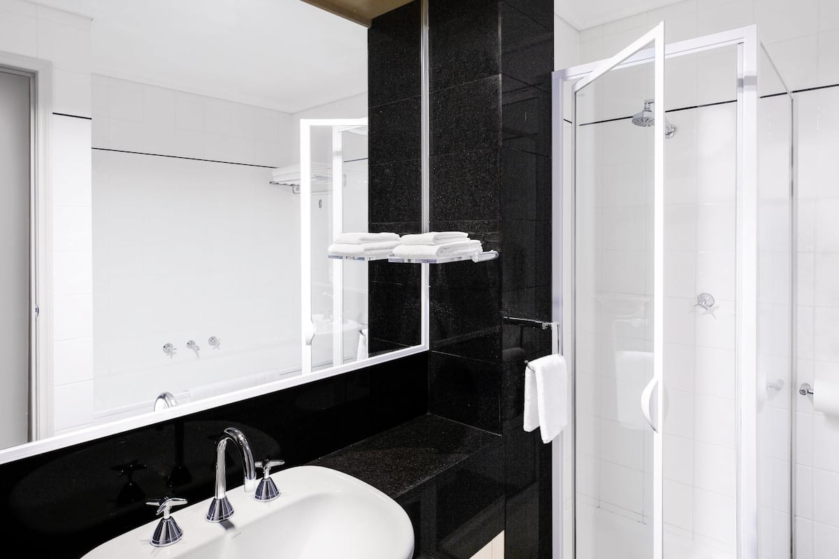 Minibar, desk, laptop workspace, blackout curtains