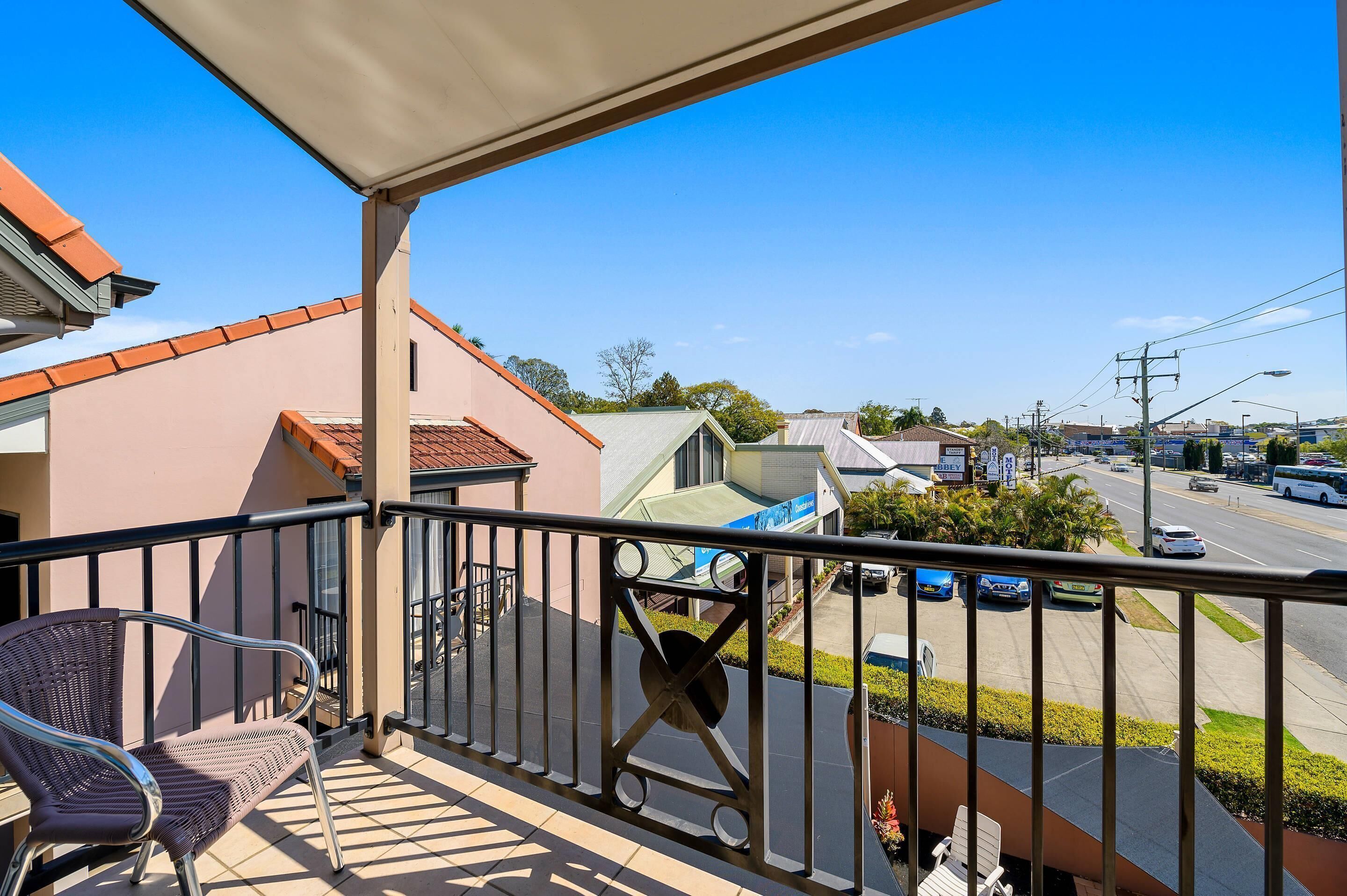 Standard Room, 1 King Bed with Sofa bed, Non Smoking | Desk, iron/ironing board, free WiFi, bed sheets