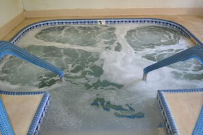 실내 스파 욕조