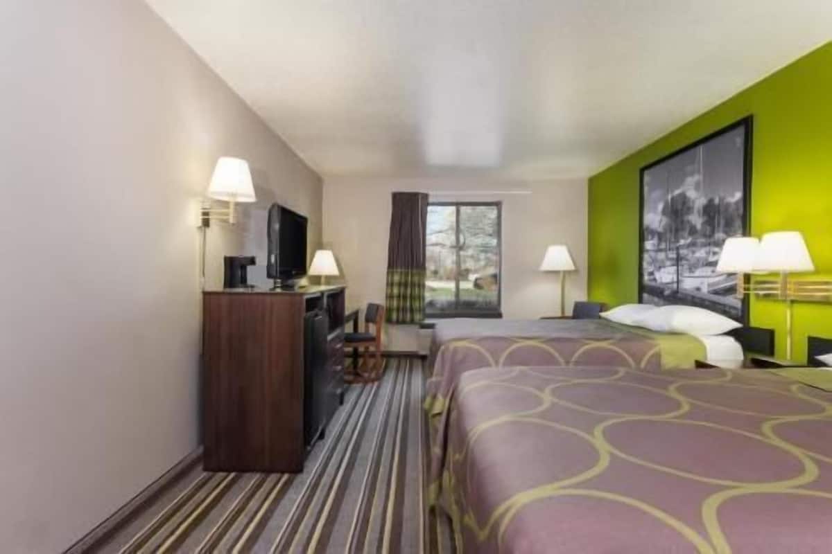 Iron/ironing board, free cots/infant beds, rollaway beds, free WiFi