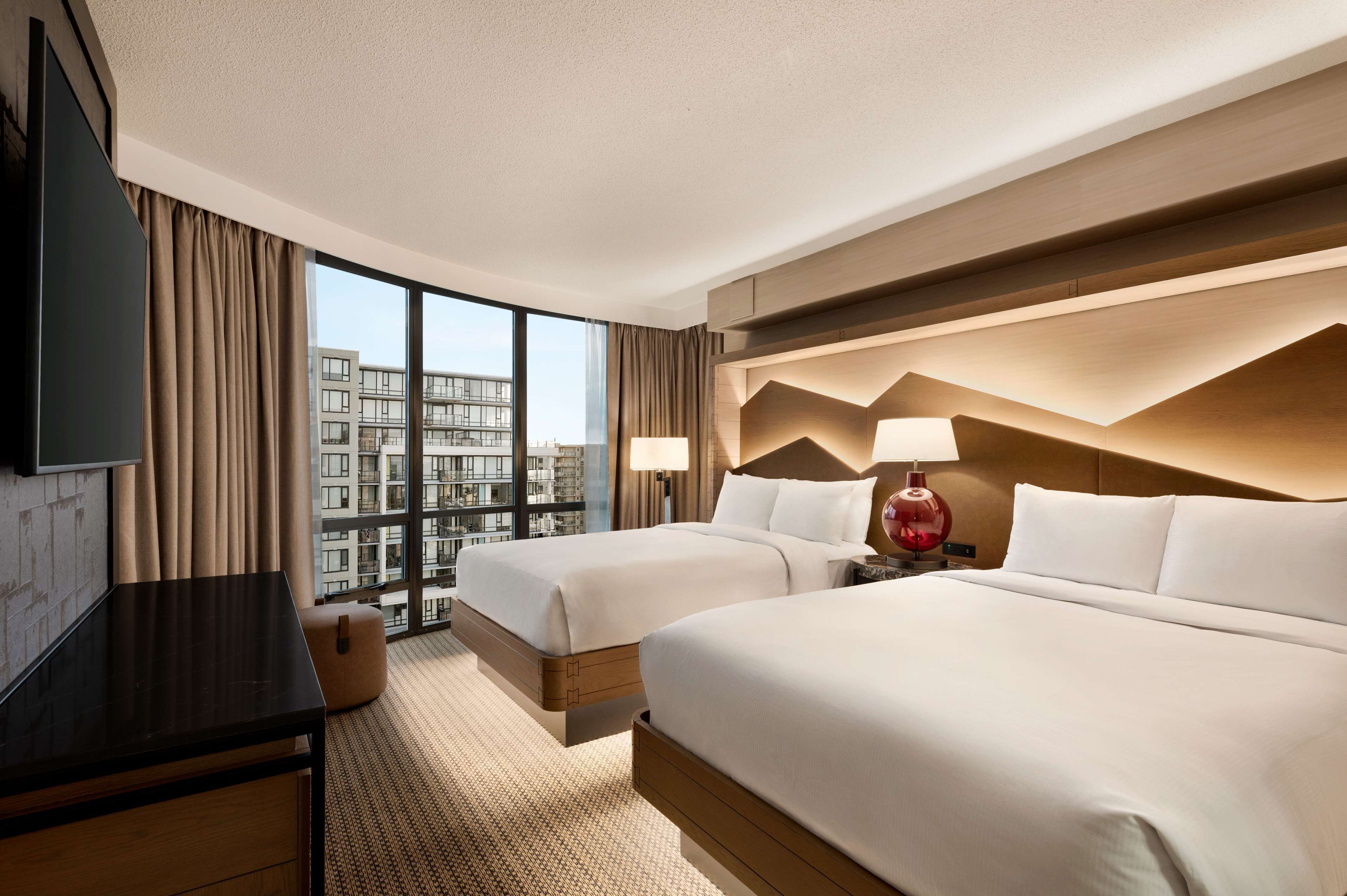 junior suite, two double beds | hypo-allergenic bedding, in-room safe, desk, soundproofing