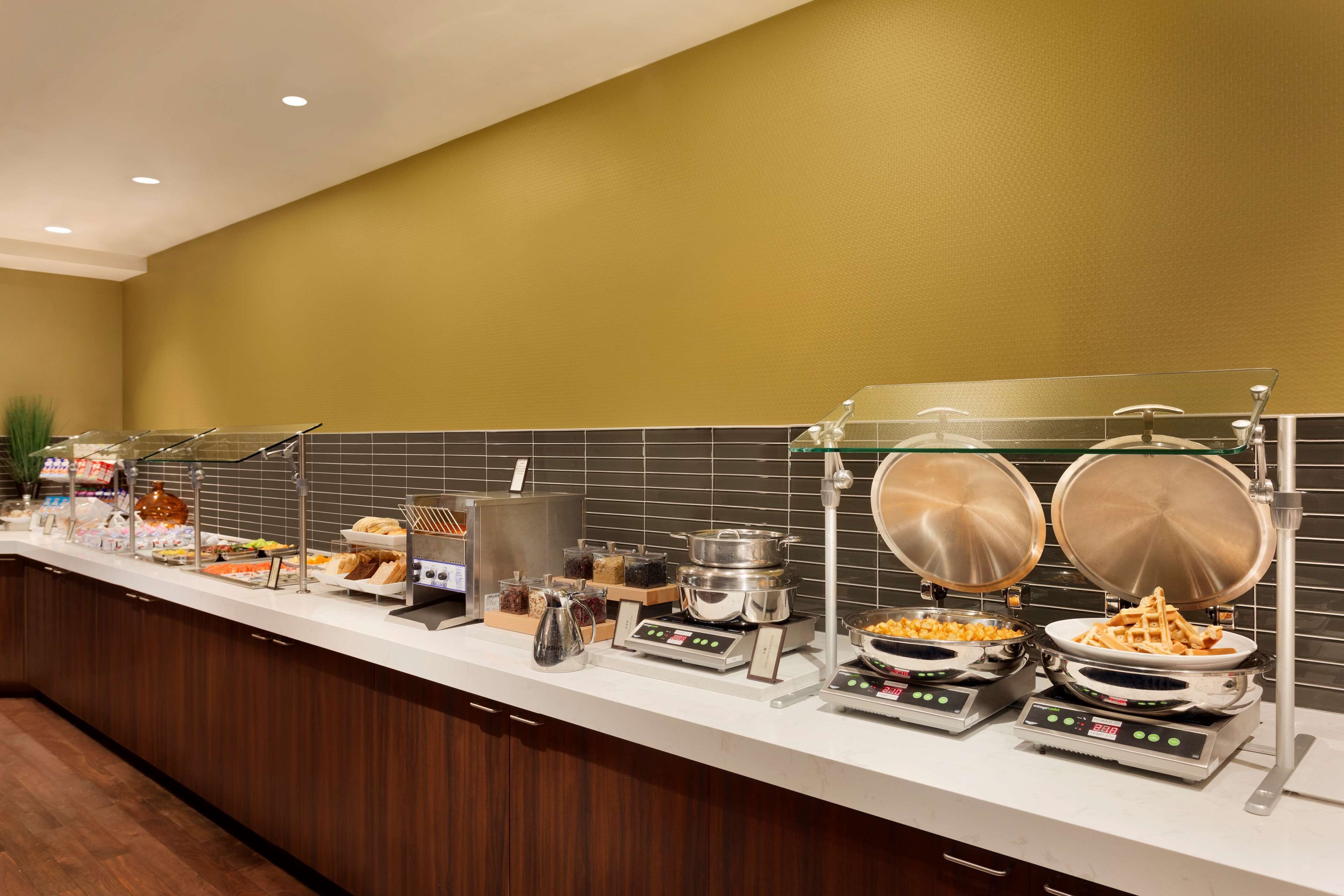 Daily buffet breakfast for a fee