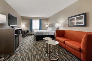 Standard Room, 1 King Bed, Non Smoking, Jetted Tub | Premium bedding, pillowtop beds, individually furnished, desk - Best Western Edinburgh/Columbus (Edinburgh)