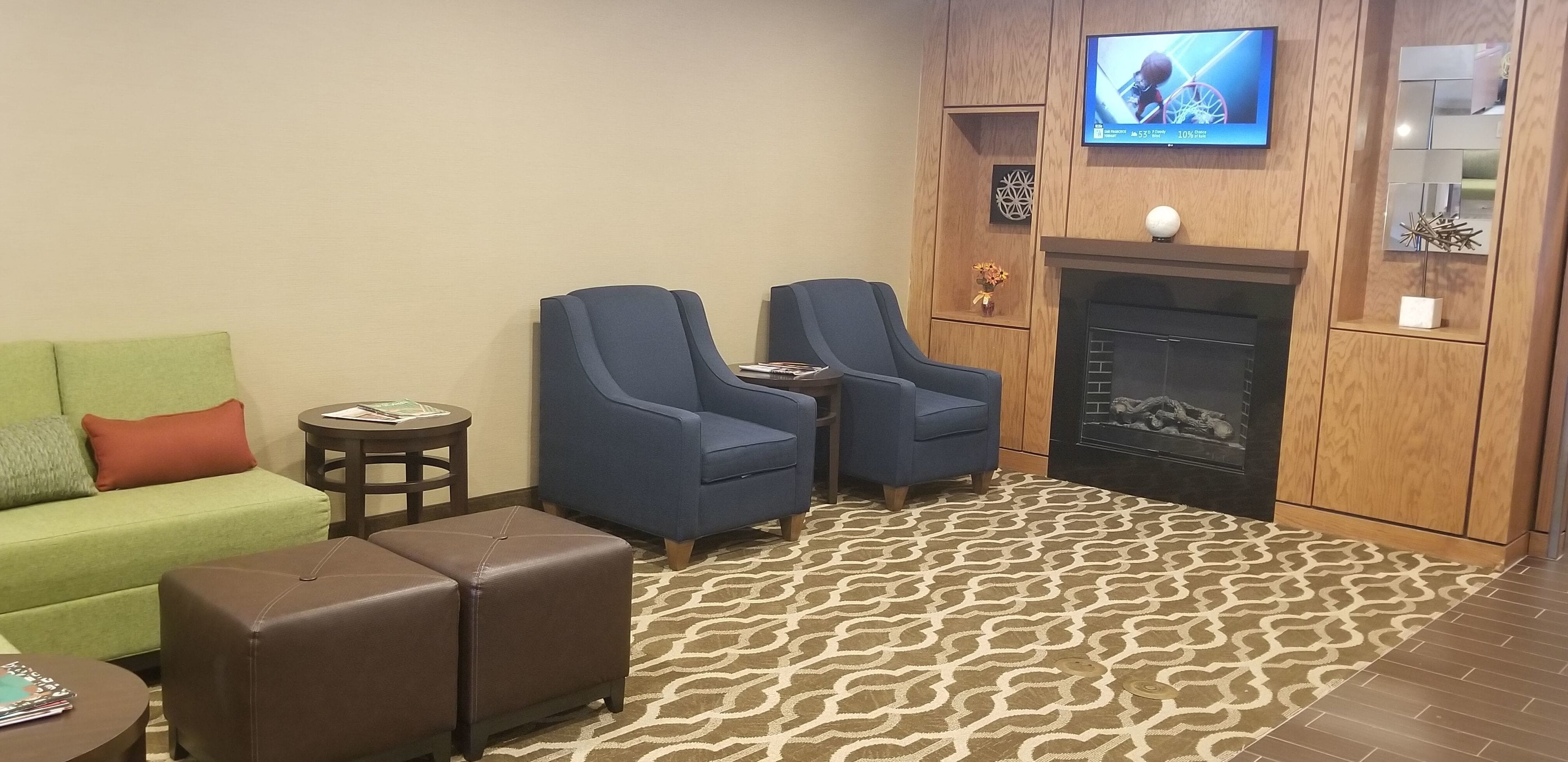 Photo - Comfort Inn & Suites North Dallas-Addison