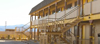 Hawthorne's Best Inn