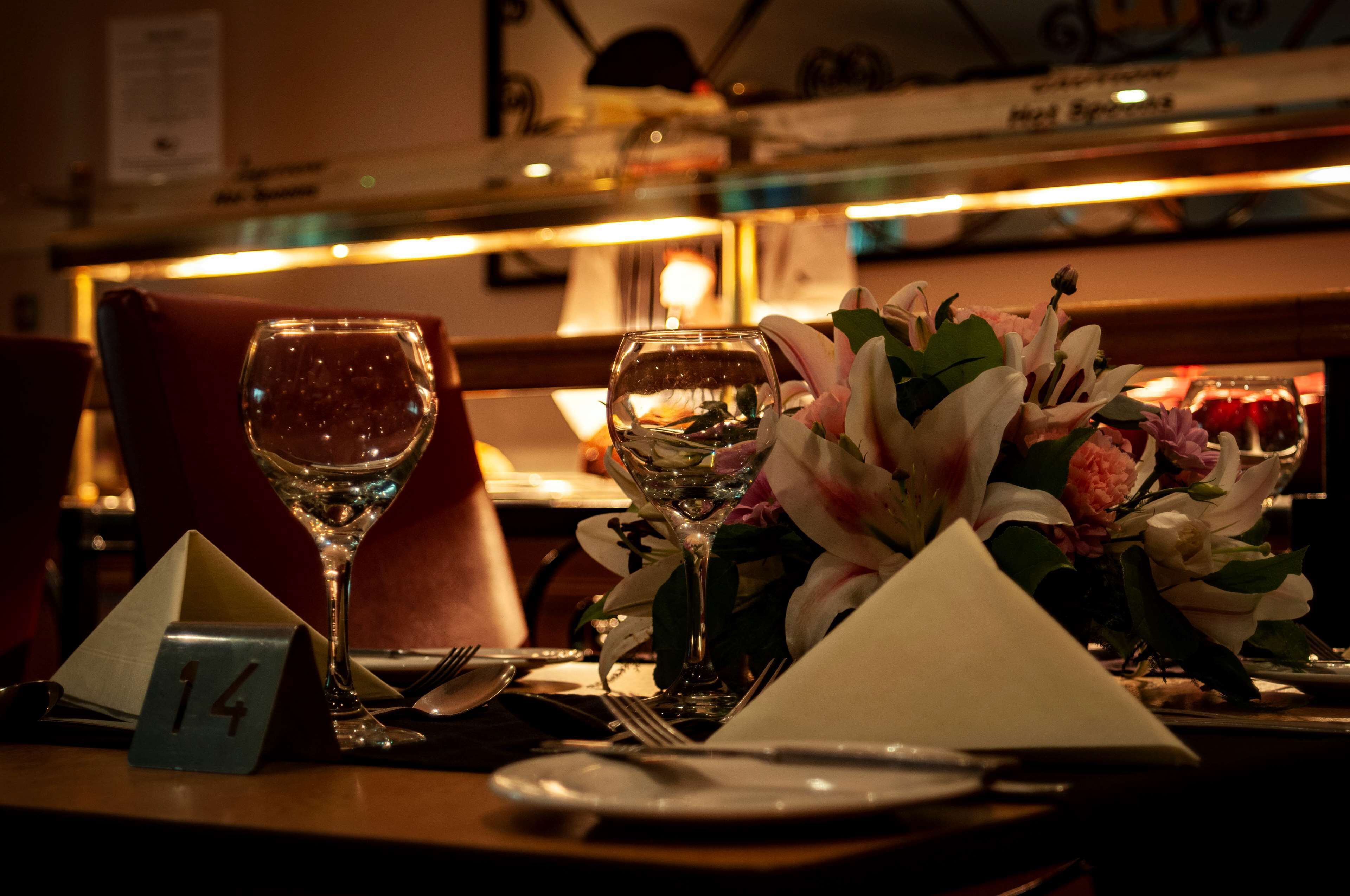 breakfast, lunch and dinner served