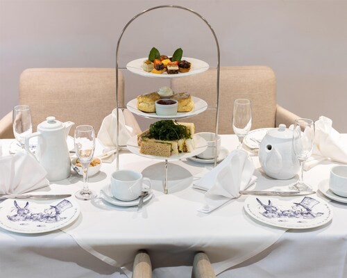 Best Western Plus Bentley Hotel & Spa