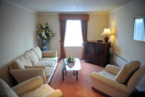 Suite, Multiple Beds, Non Smoking | 1 bedroom, in-room safe, desk, blackout drapes