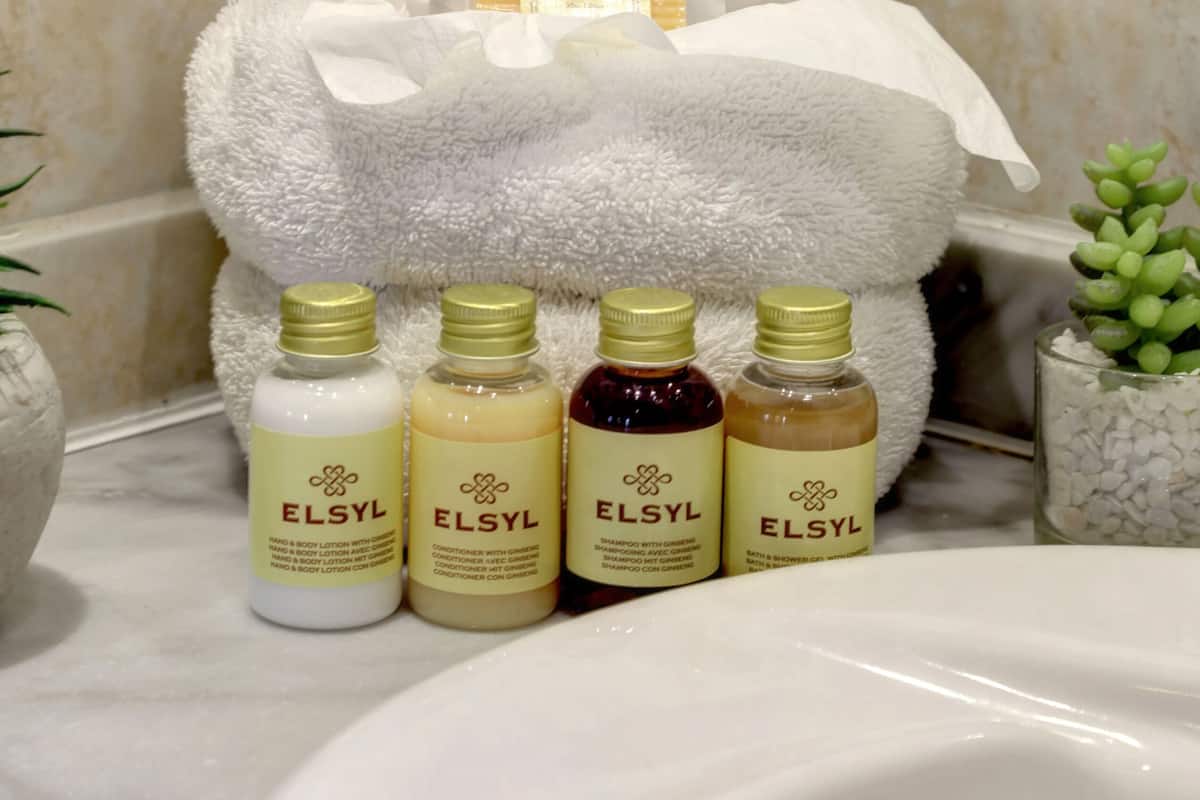 family room, multiple beds, non smoking | room amenity