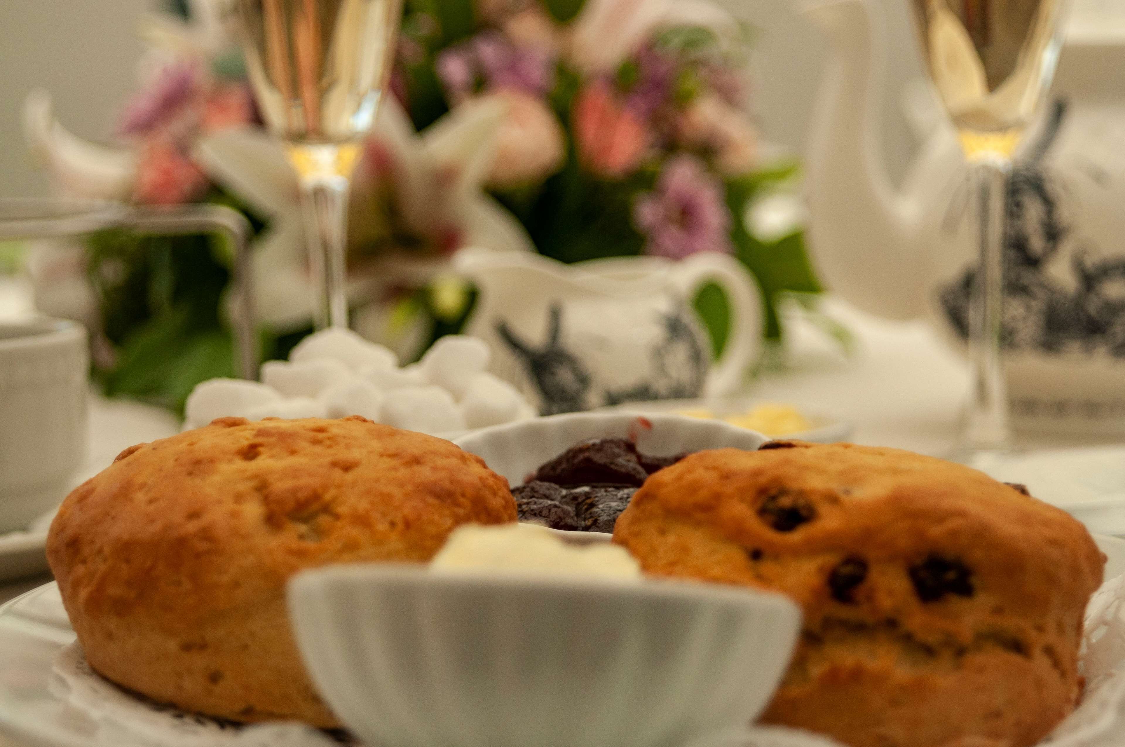 breakfast, lunch and dinner served