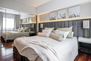 1 bedroom, premium bedding, down comforters, pillowtop beds