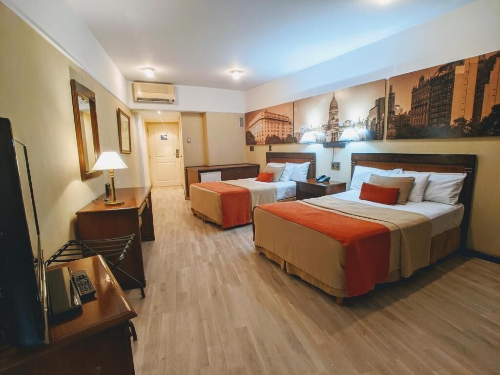 Coffres-forts dans les chambres, bureau, rideaux occultants