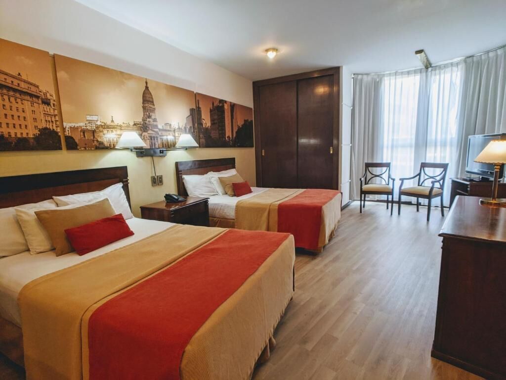 Coffres-forts dans les chambres, bureau, rideaux occultants