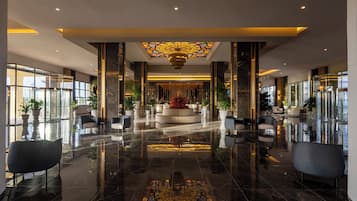 Sala de estar en el lobby