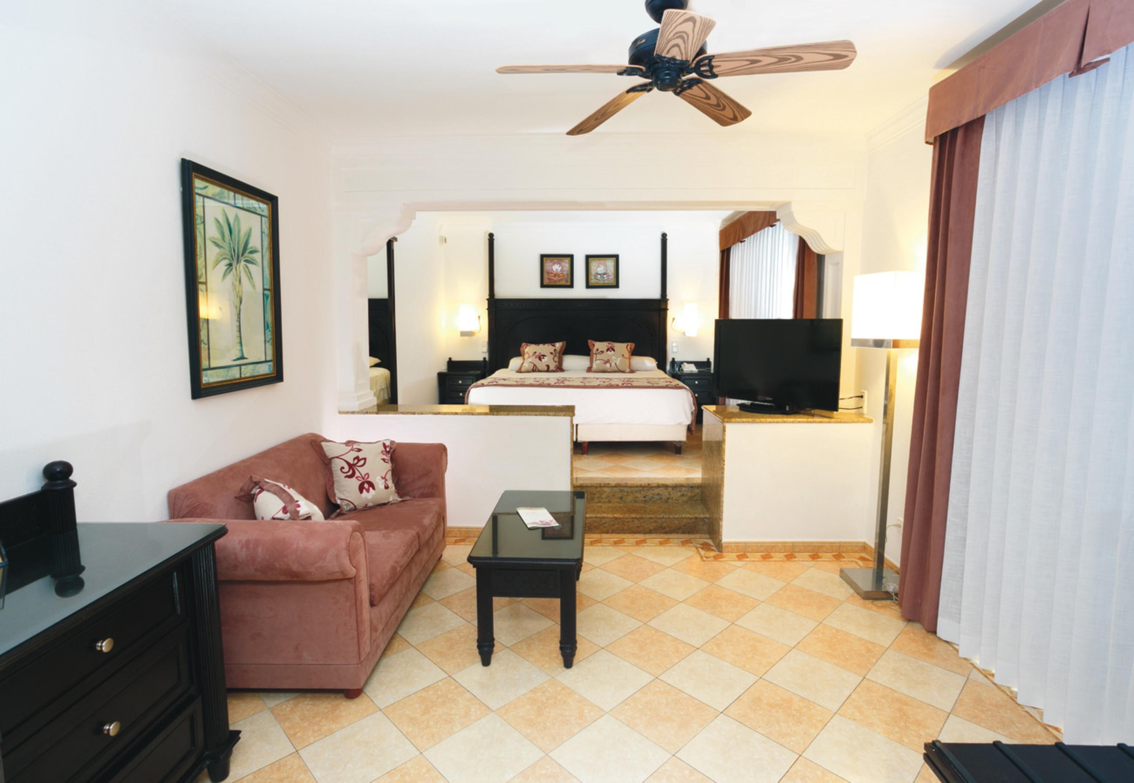 Free minibar, in-room safe, desk, blackout curtains