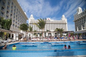 2 outdoor pools, pool umbrellas, sun loungers