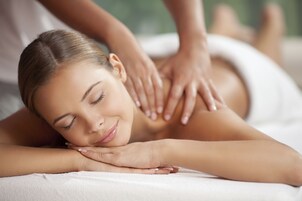 Couples treatment rooms, body treatments, hydrotherapy, aromatherapy
