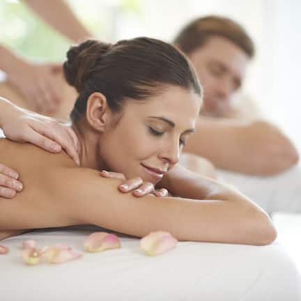 Couples treatment rooms, body treatments, hydrotherapy, aromatherapy