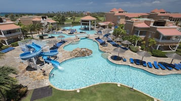 4 piscinas al aire libre, sillones reclinables de piscina