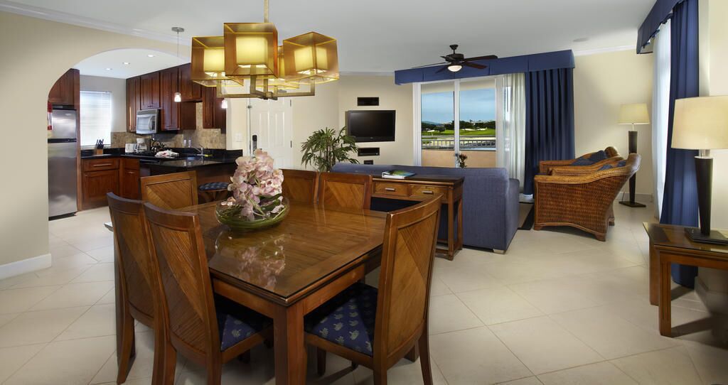 Private kitchen | Fridge, microwave, stovetop, dishwasher