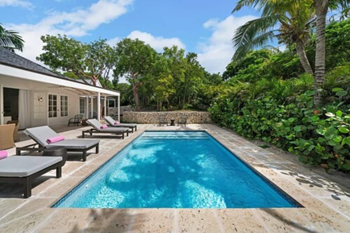 Two Bedroom Garden View Villa With Private Pool | Terrace/patio