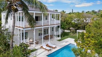 1 habitación y ropa de cama hipoalergénica