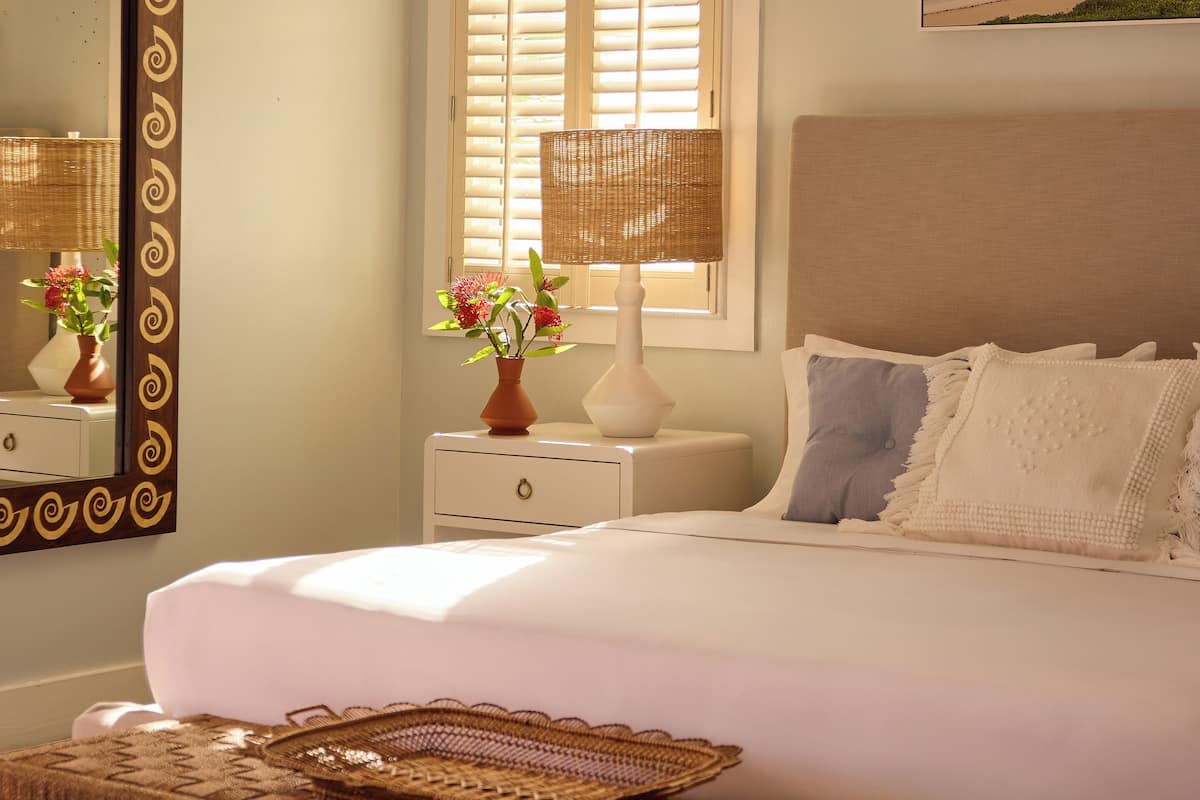 Egyptian cotton sheets, in-room safe, blackout curtains