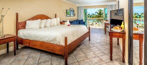 Down duvets, in-room safe, desk, blackout curtains - Abaco Beach Resort and Boat Harbour Marina (Marsh Harbour)