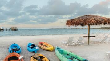 Private beach, white sand, free beach cabanas, sun-loungers