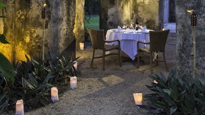 Khu ẩm thực cho cặp đôi