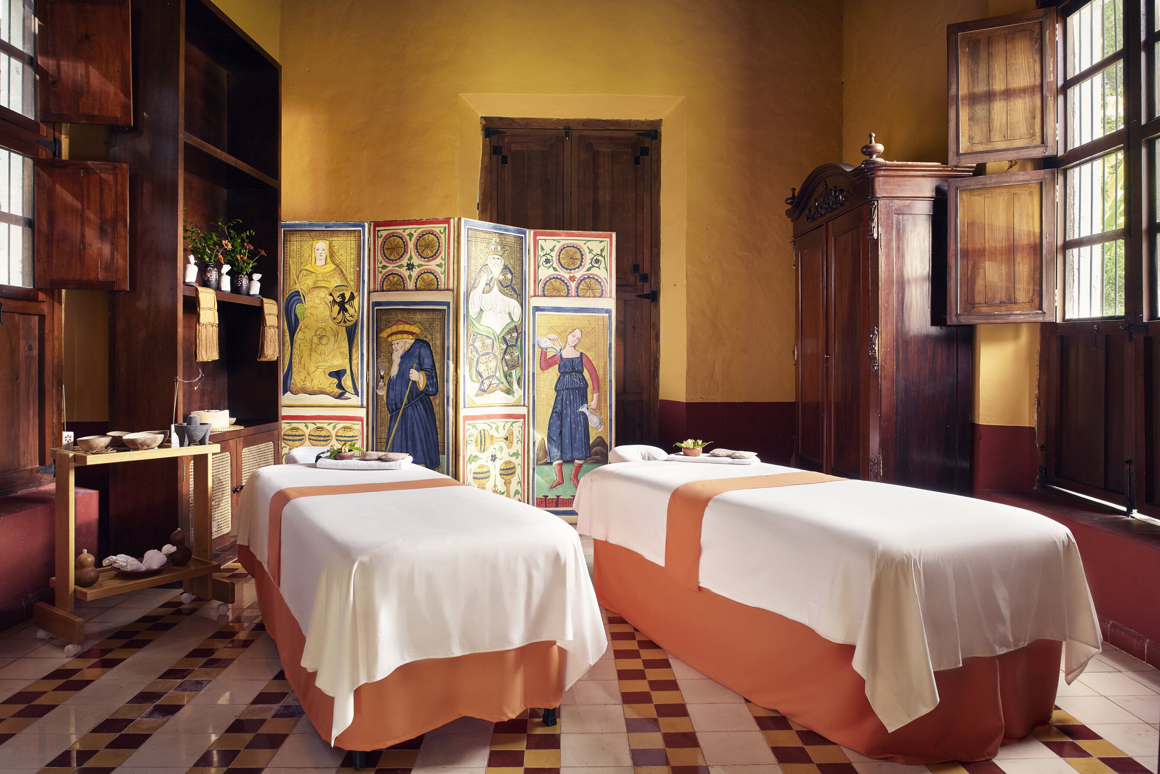 couples treatment room(s)