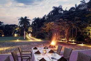 Breakfast, lunch, dinner served; international cuisine, pool views