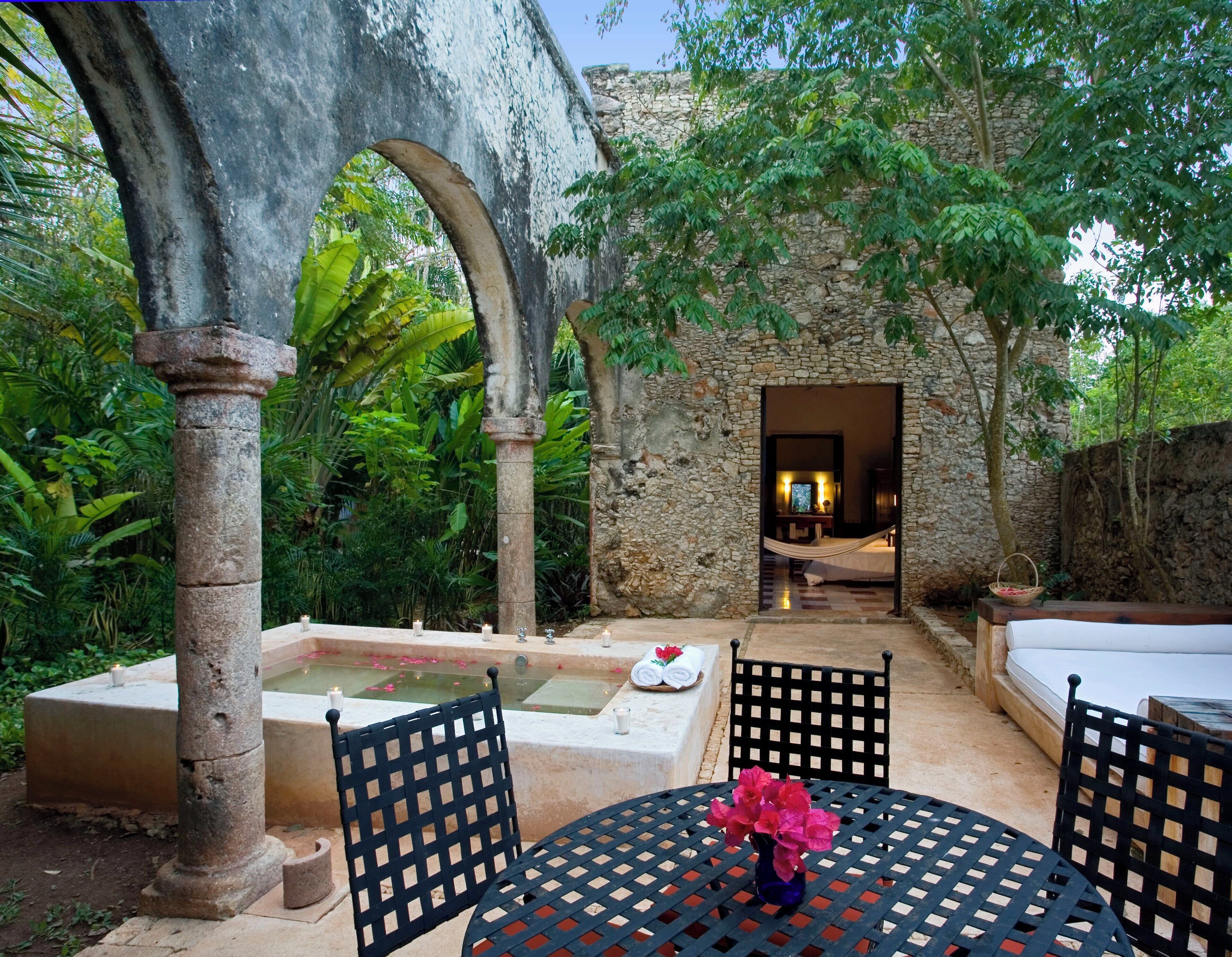 Suite, 2 Queen Beds | Terrace/patio