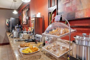 Free daily continental breakfast