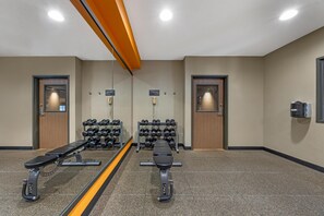 Fitness facility - Best Western Cascade Inn & Suites (Wood Village)