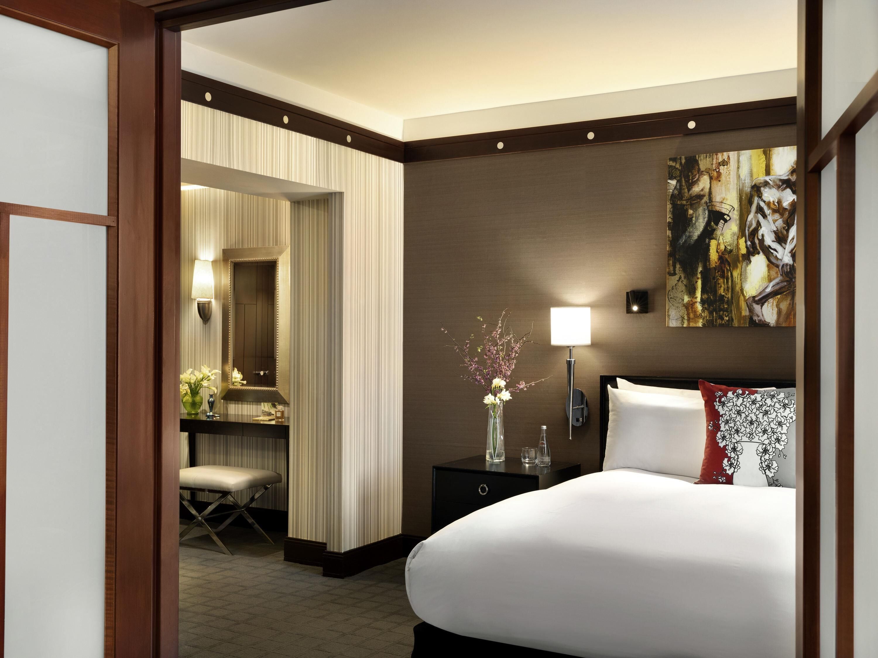 Luxury Suite, 1 Bedroom | Premium bedding, minibar, in-room safe, desk