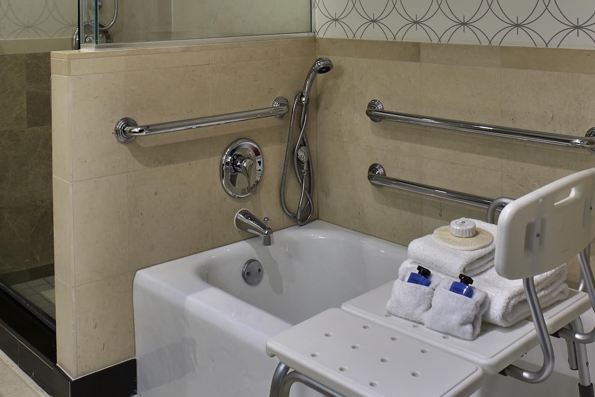 1 bedroom, premium bedding, minibar, in-room safe