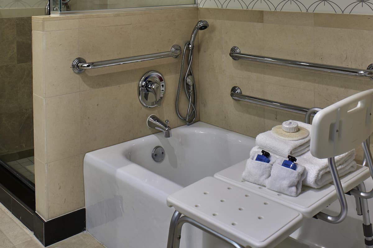 1 dormitorio, ropa de cama de alta calidad, minibar y caja fuerte