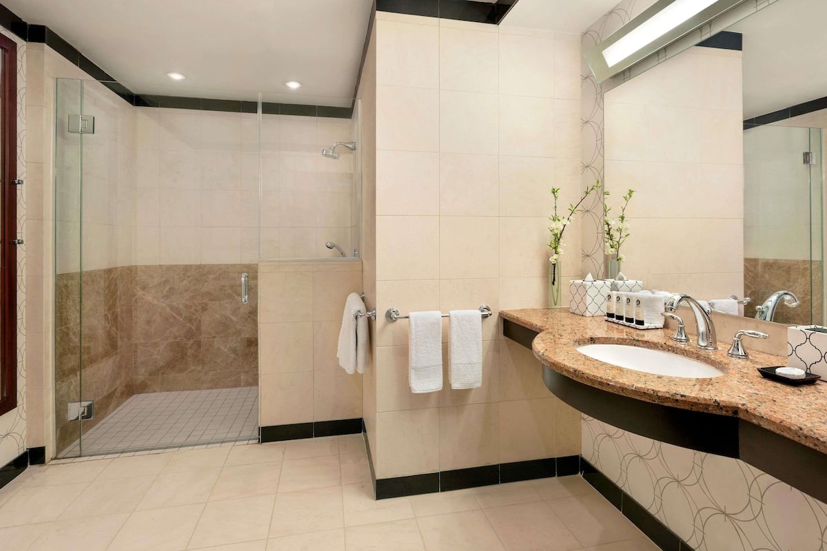 Premium bedding, minibar, in-room safe, desk