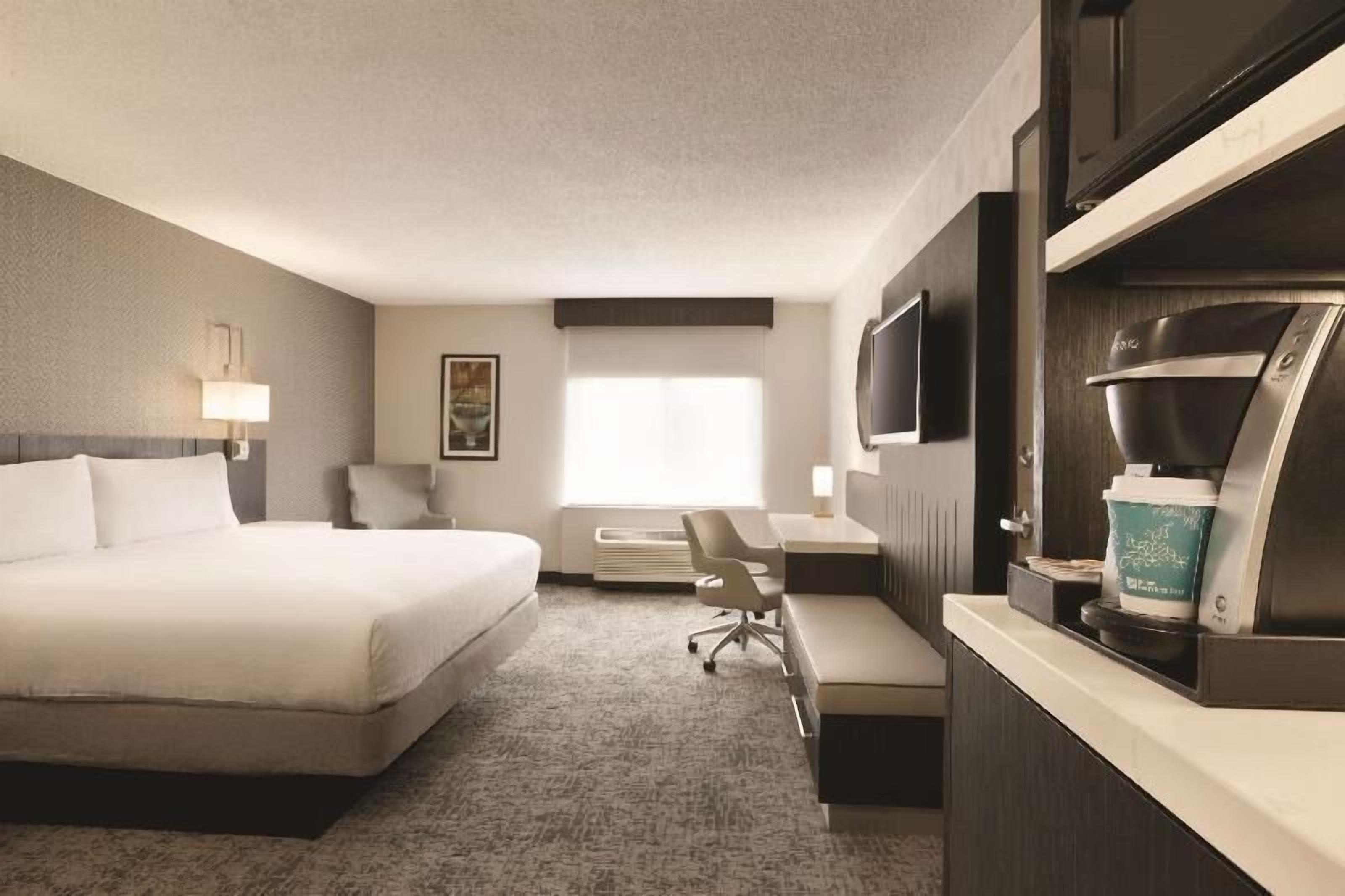 Premium bedding, Select Comfort beds, in-room safe, desk
