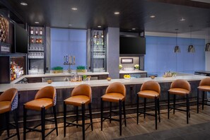 Bar (on property) - Hilton Garden Inn Washington DC Downtown (Washington)