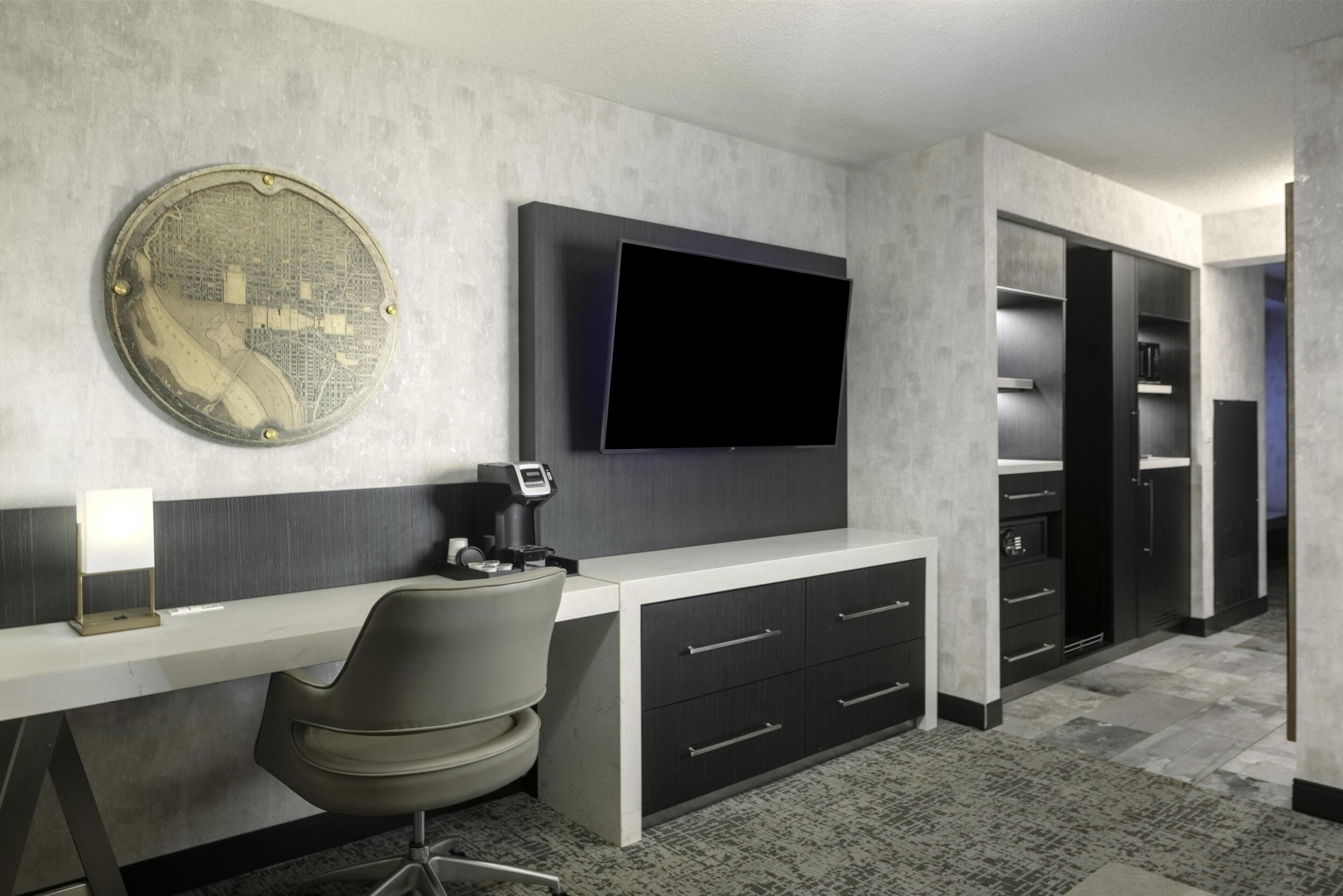 One Bedroom Suite, One King Bed | Premium bedding, Select Comfort beds, in-room safe, desk