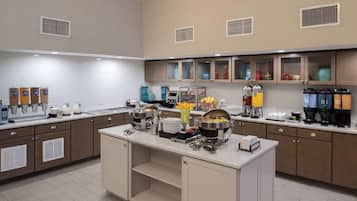 Free daily buffet breakfast