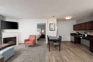 Suite, Non Smoking | Living area | 32-inch flat-screen TV with premium channels, TV, DVD player - Homewood Suites by Hilton Boston / Andover (Andover)